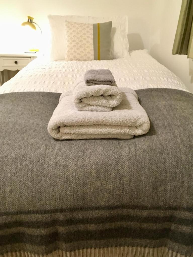 Westbury Cross House Bed & Breakfast 외부 사진