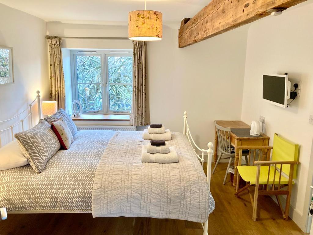 Westbury Cross House Bed & Breakfast 외부 사진