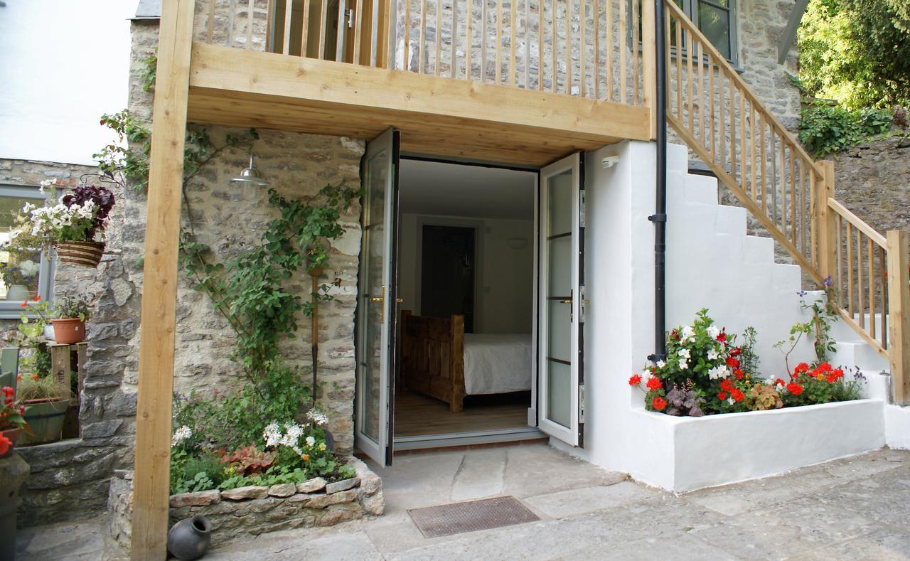 Westbury Cross House Bed & Breakfast 외부 사진