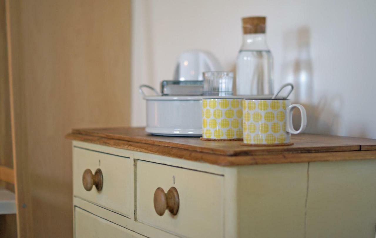 Westbury Cross House Bed & Breakfast 외부 사진