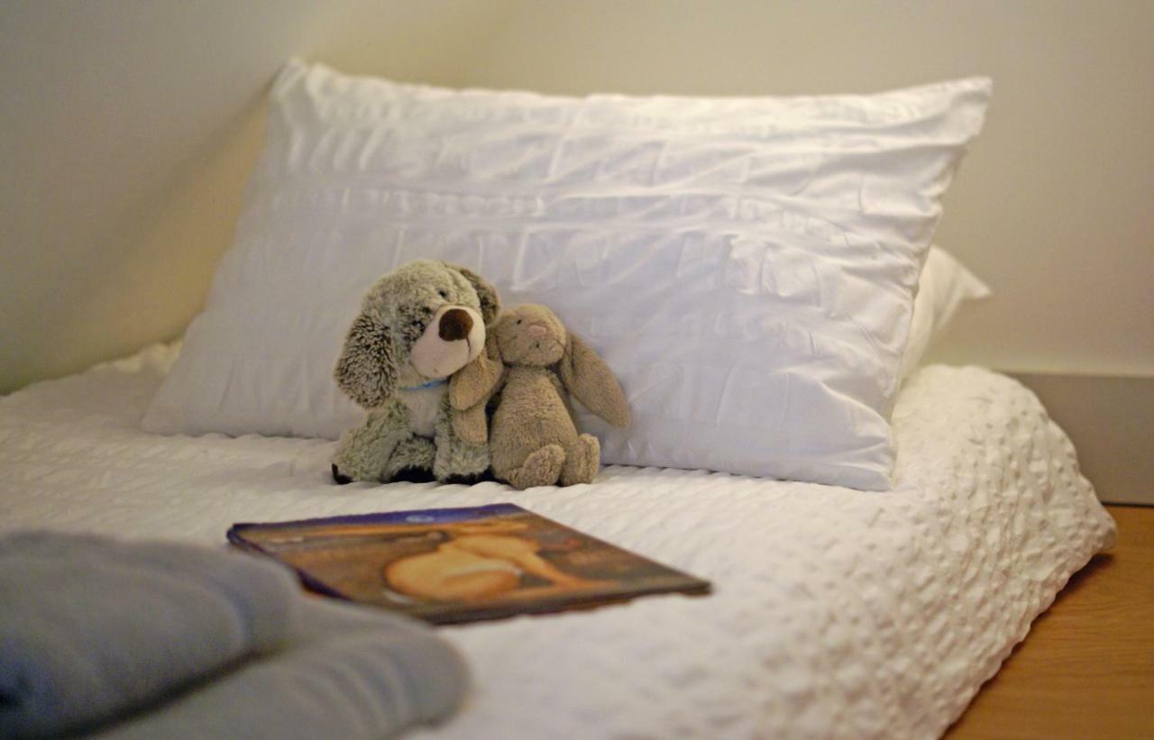 Westbury Cross House Bed & Breakfast 외부 사진